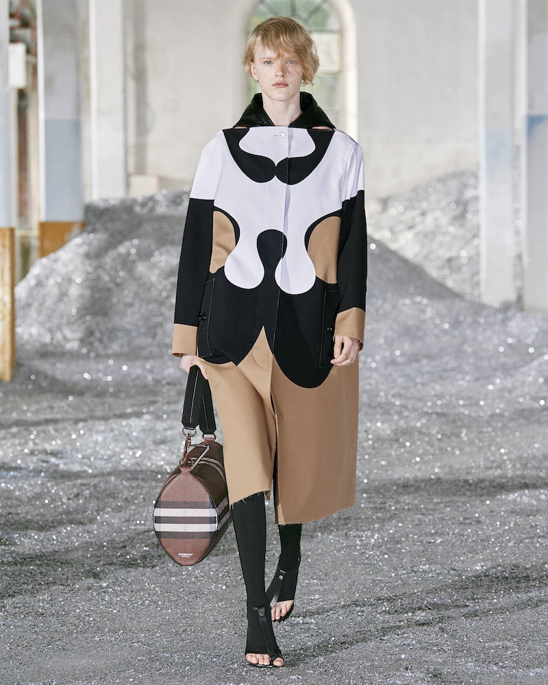 MANIFESTO - PEEP THE PEEPS: Louis Vuitton's Spring-Summer 2023