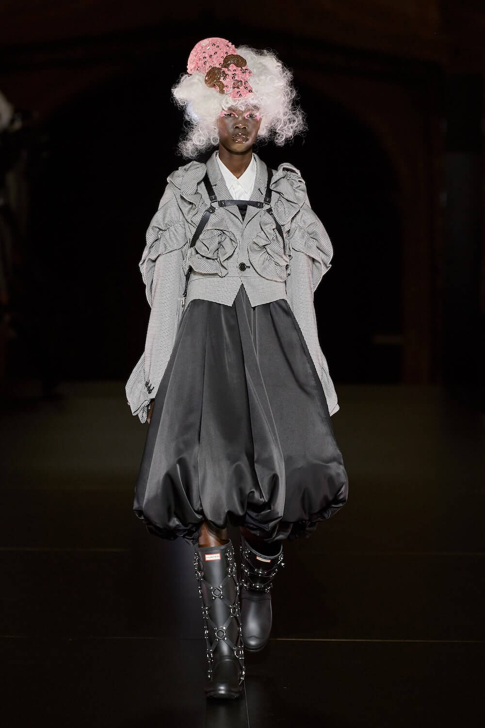 Noir Kei Ninomiya: Ready-To-Wear SS23 - 10 Magazine