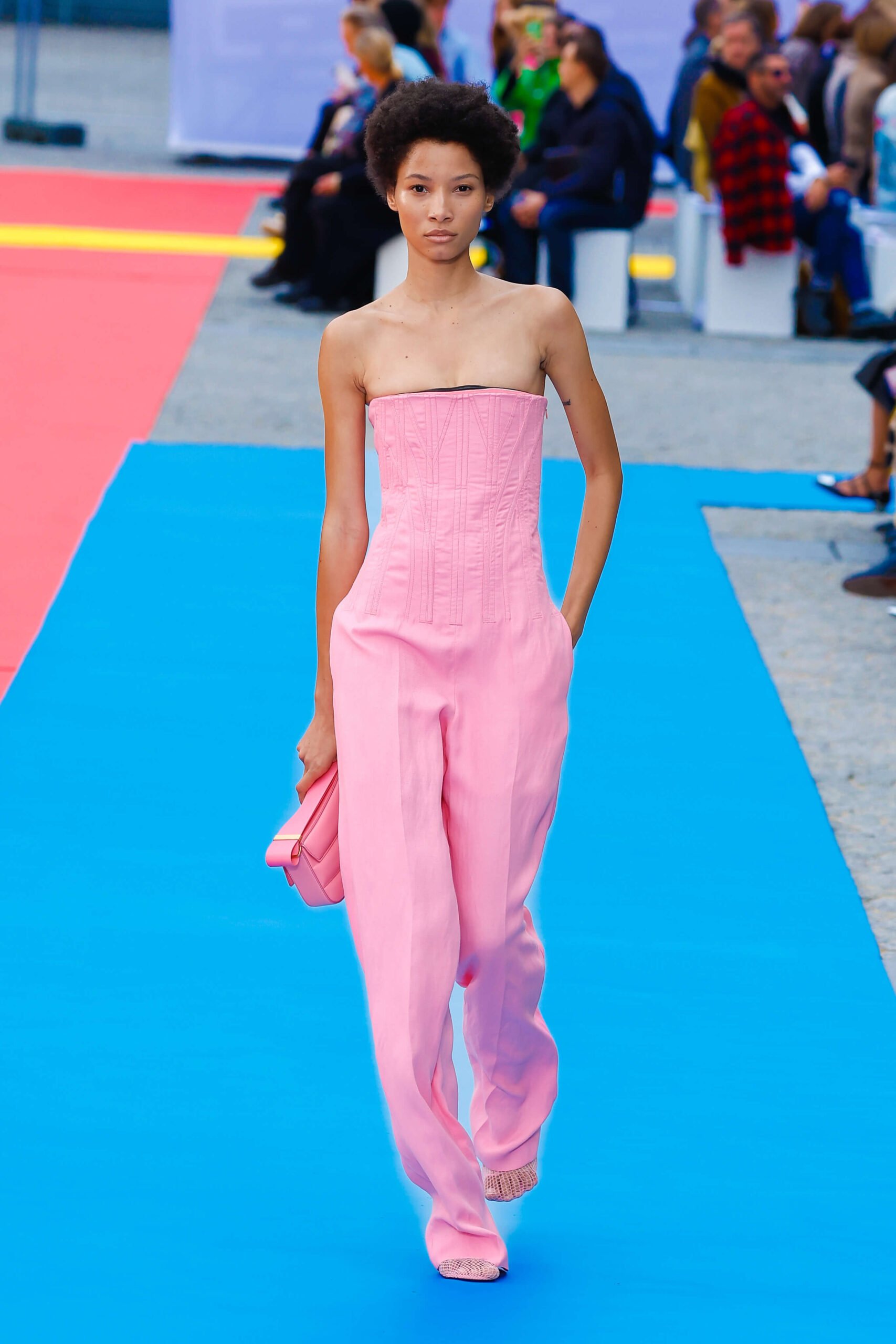 Stella McCartney SS23: Low-Slung Waists Take Over As The Designer Goes All  Y2K