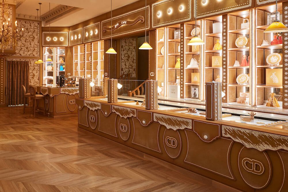 Harrods - Step inside the world of Louis Vuitton at