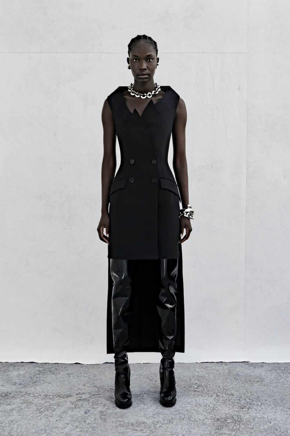 Louis Vuitton reflective leggings Versace, Louis Vuitton, balenciaga,  supreme, fendi, gucci - Edwin Vonholy