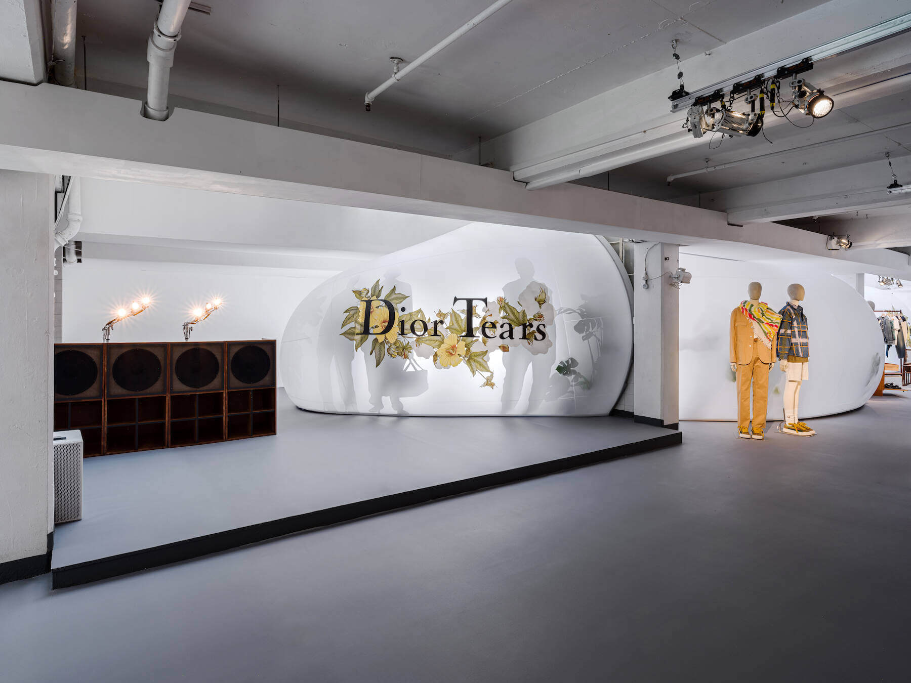 Miss Dior pop-up store and the AS SEEN BY exhibition open in Japan
