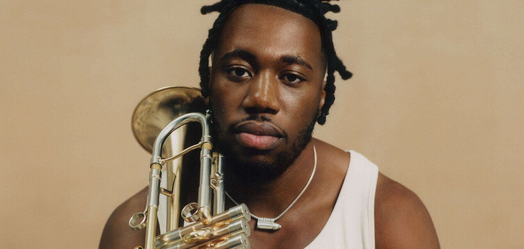 10 vragen aan Ife Ogunjobi terwijl hij nieuwe EP ‘Tell Them I’m Here’ uitbrengt