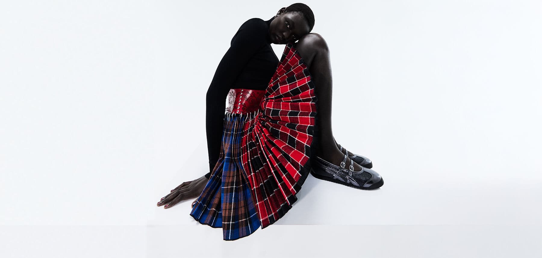 Laat uw kerst stralen met het nieuwe Holiday Glitter Pack van Onitsuka Tiger Laat uw kerst stralen met het nieuwe Holiday Glitter Pack van Onitsuka Tiger