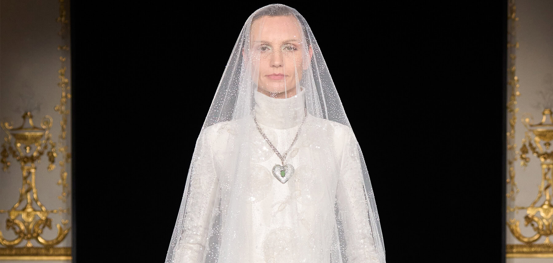 Giorgio Armani Privé: Couture SS26