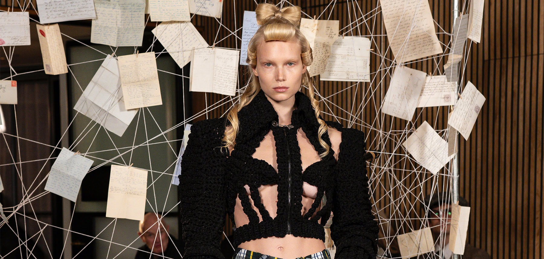 Maximilian Raynor: Confectiekleding AW26 – 10 tijdschrift