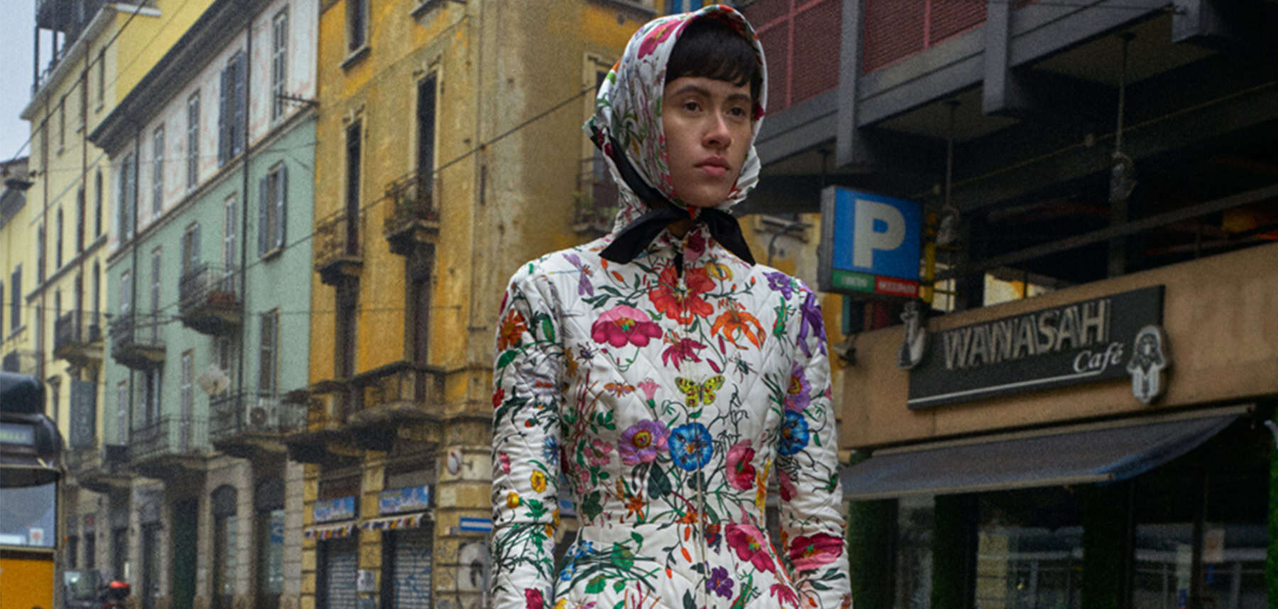 Yoni Tjin draagt Gucci La Famiglia op de volgende cover van 10 Magazine nummer 76