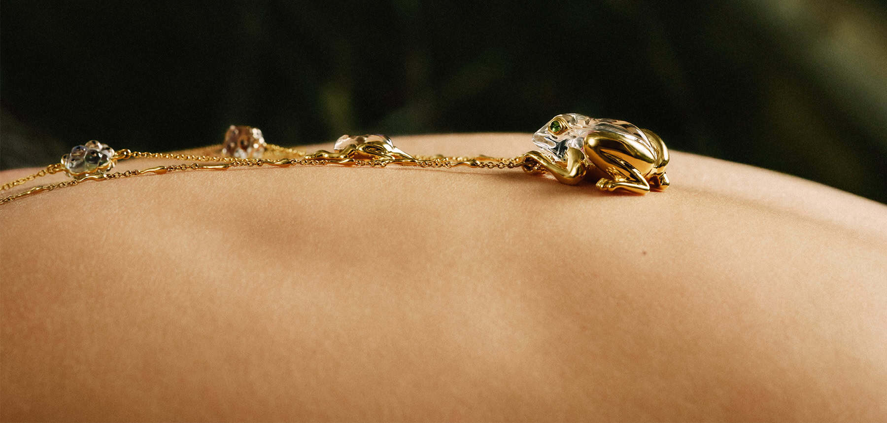 Blingin’ It: de sieraden van Bibi Van Der Velden zijn een eerbetoon aan Moeder Aarde